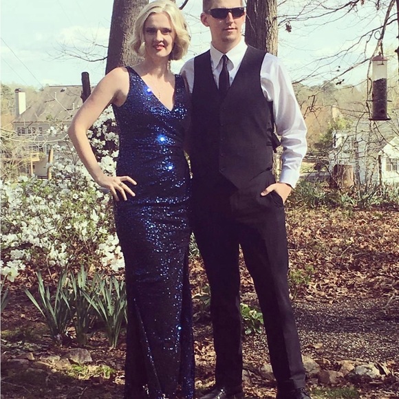 Meet your Posher, Jessica - Picture 2 of 5